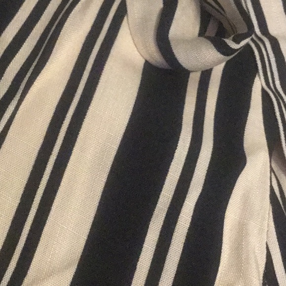 BLACK TAUPE STRIPE OFF THE SHOULDERS LINED ROMPER - Picture 7 of 8